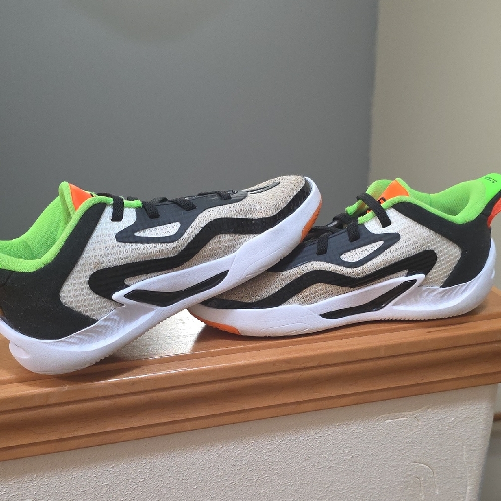 Kids' Jordan Shoes with Neon Green and Black Accents